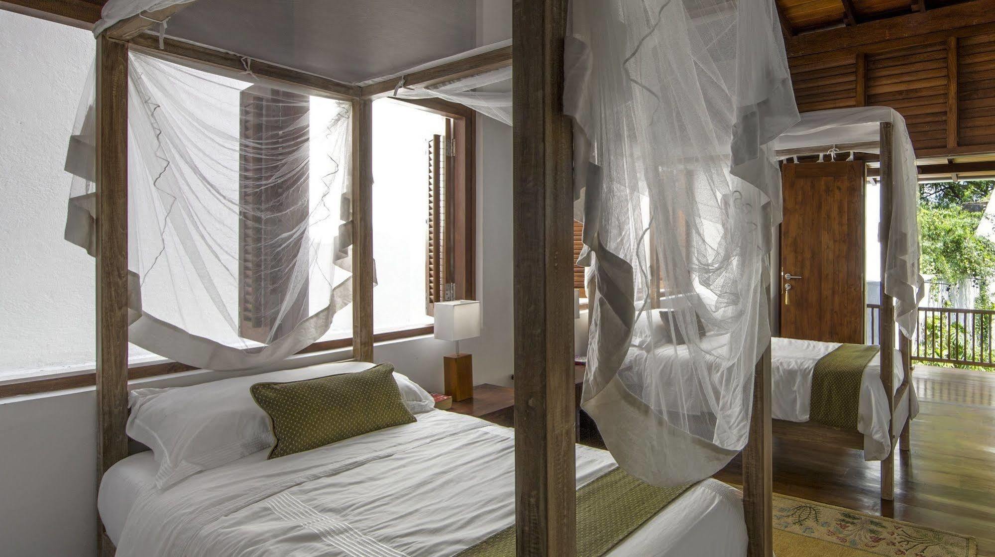 No 05 Middle Street Hotel กอลล์ ภายนอก รูปภาพ
