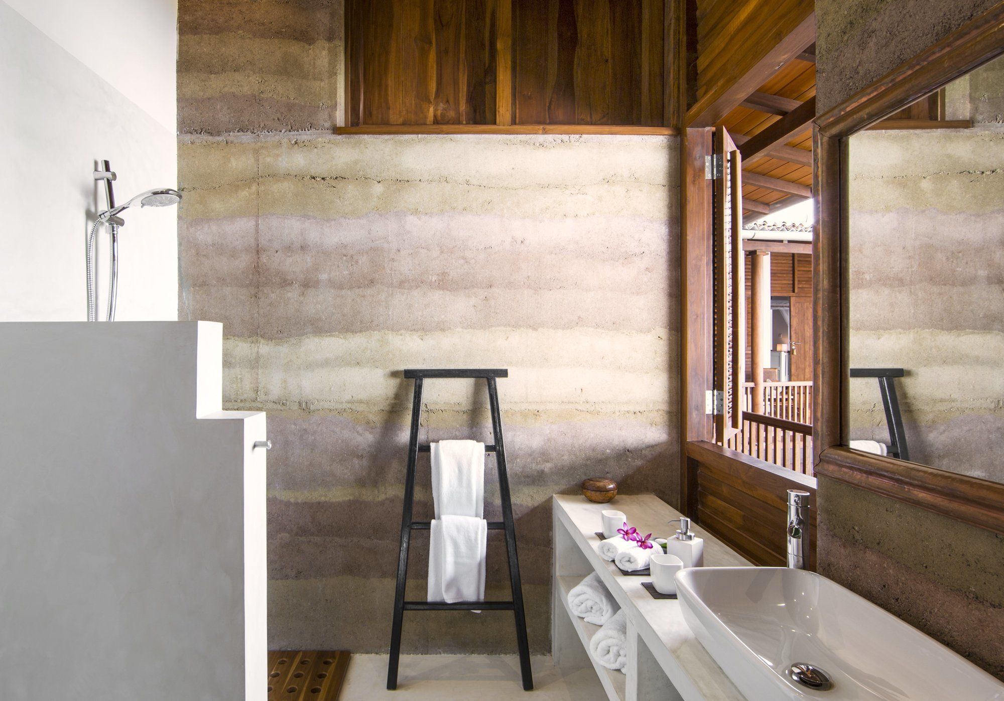 No 05 Middle Street Hotel กอลล์ ภายนอก รูปภาพ